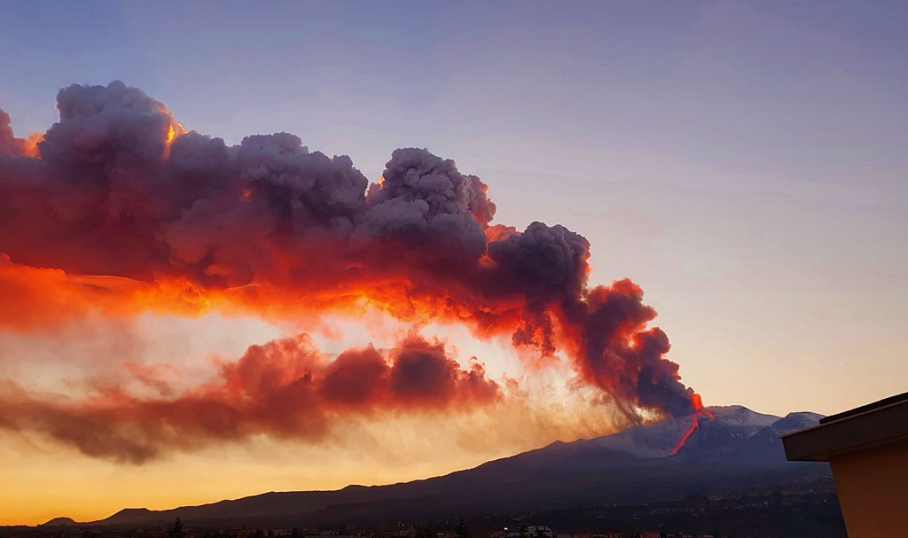 16-02-2021, Etna éruption depuis Riposto en Sicile