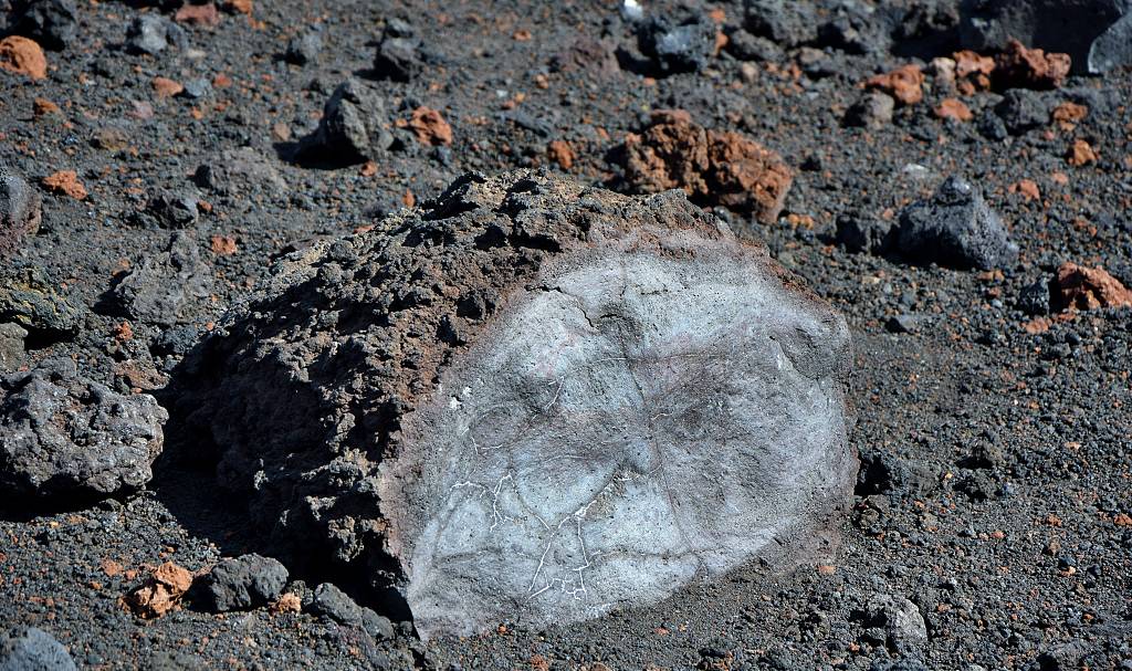 Bombe volcanique de l'Etna en Sicile | Etna3340