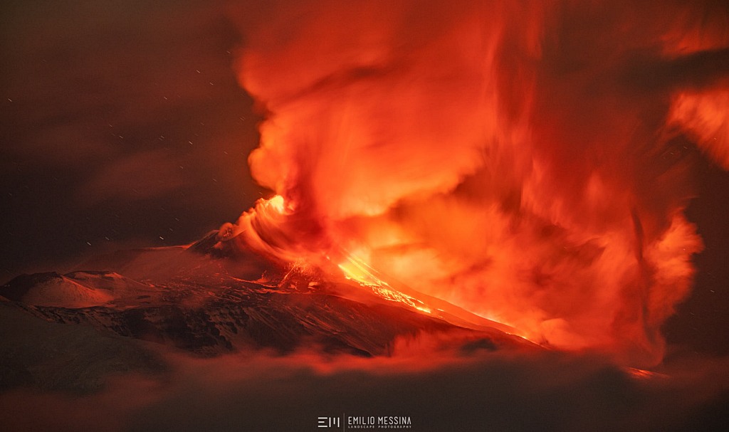L'Etna en éruption le 18 janvier 2021. Photo de Emilio Messina