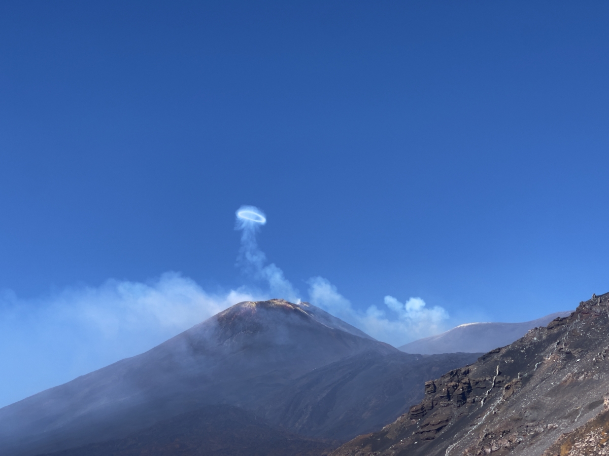 Vue du sommet de l'Etna et des anneaux (Excursion Etna Speciale Aube)