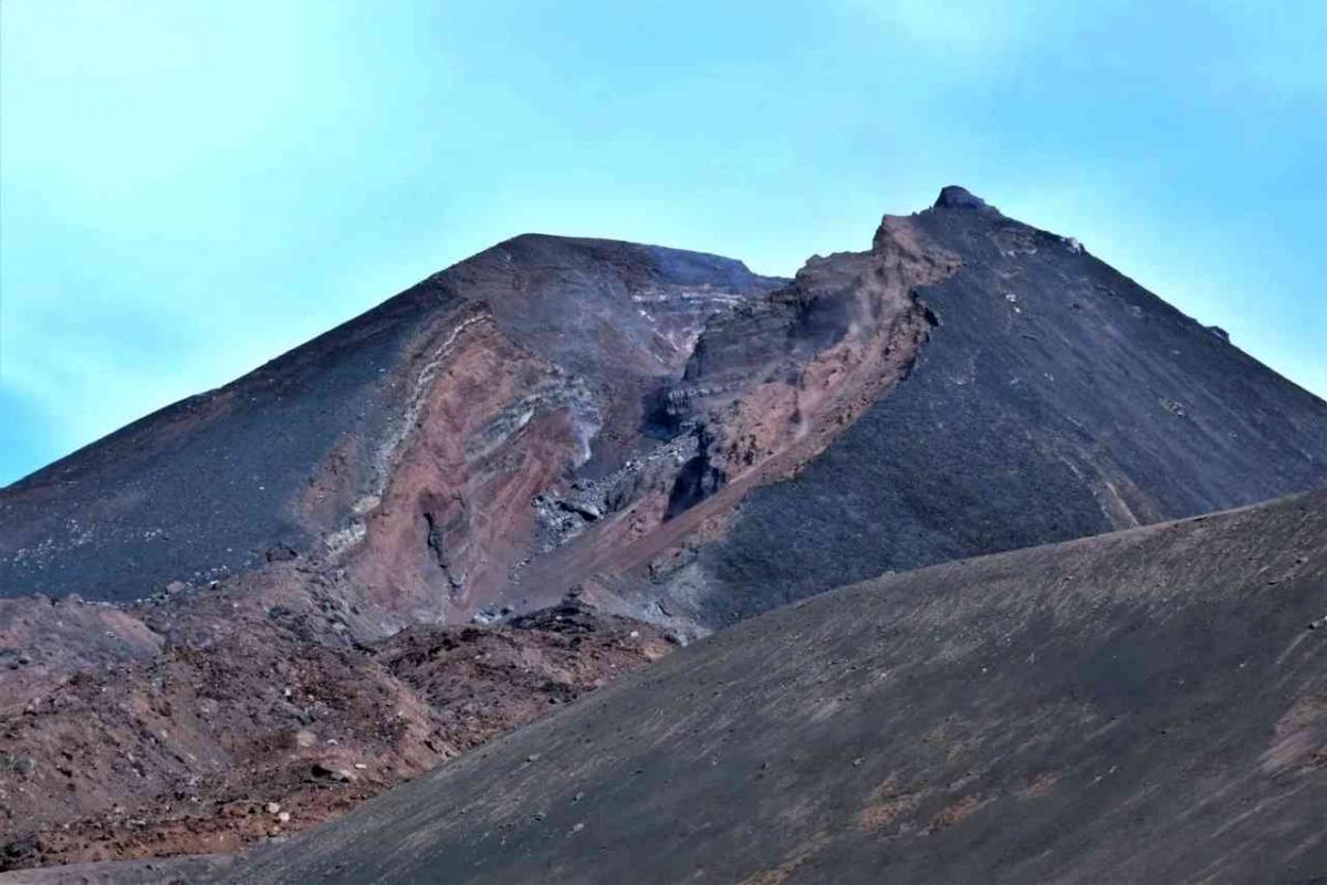  Cratère sud-est de l'Etna, tel qu'il est apparu le 12 février 2022.&nbsp;Photo de Francesco Ciancitto.