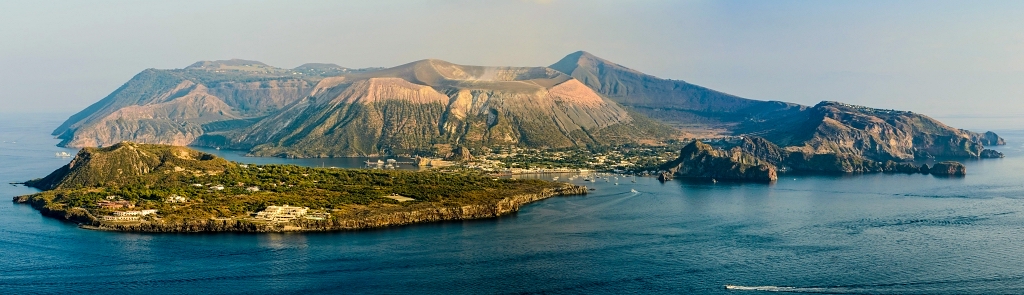Vue de Vulcano, Ile Eolienne Sicile