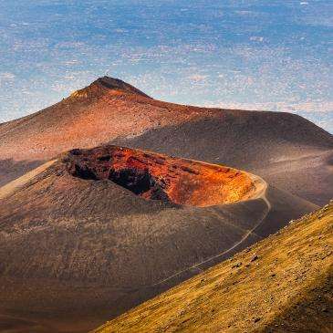 hikes-volcano-etna