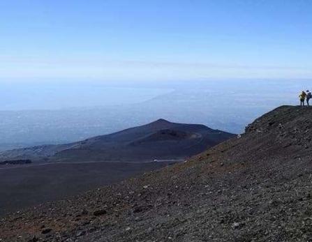 Etna glisse vers la mer, etna mer volcan sicile