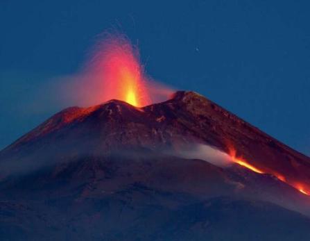 etna-eruption-siclile-italie