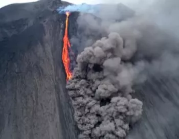 Stromboli eruption octobre 2022