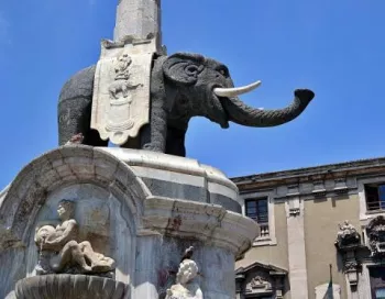 Visite-Catane-Elephant-Etna3340