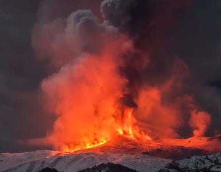 Eruzione Vulcano Etna aprile